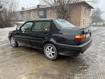 s 350: Volkswagen Vento: 1994 г., 1.8 л, Механика, Бензин, Седан — 2