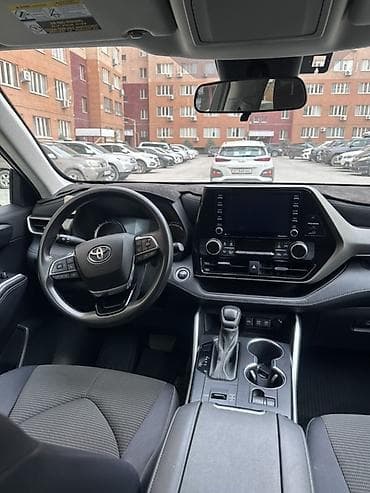 Toyota: Toyota Highlander: 2020 г., 3.5 л, Автомат, Бензин, Внедорожник — 2