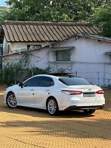 carplay android: Toyota Camry: 2020 г., 2.5 л, Автомат, Бензин, Седан — 3