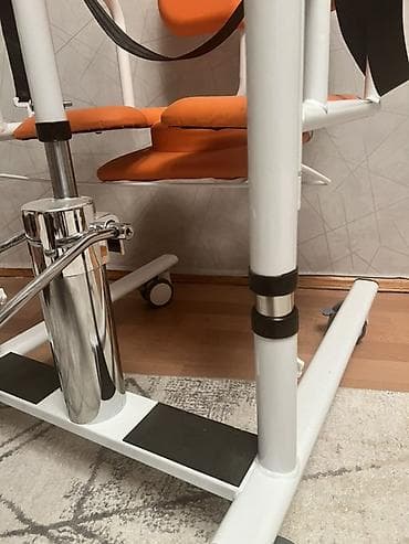 продается педикюрное кресло: Подъемное кресло-туалет/гигиеническая коляска с гидравлическим — 4