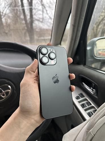 IPhone 14 Pro, Б/у, 128 ГБ, Jet Black, Защитное стекло, Чехол, Кабель, 80 %
