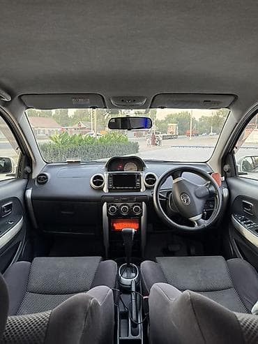 camry 1997: Toyota Ist: 2002 г., 1.5 л, Автомат, Бензин, Хэтчбэк — 5