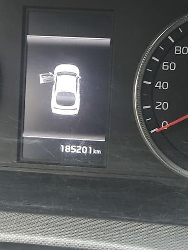 Транспорт: Kia K5: 2020 г., 2 л, Автомат, Газ, Седан — 8