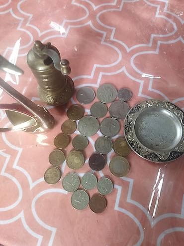 интересные веши: Набор для коллекционеров: смешанная подборка монет и небольшие — 3