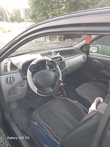 Унаа: Fiat Punto: 2001 г., 1 л, Кол менен иштөөчү, Бензин, Хетчбек — 4