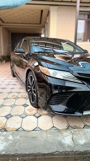 Toyota Camry: 2018 г., 3.5 л, Автомат, Бензин, Седан at lalafo.kg Toyota Camry: 2018 г., 3.5 л, Автомат, Бензин, Седан