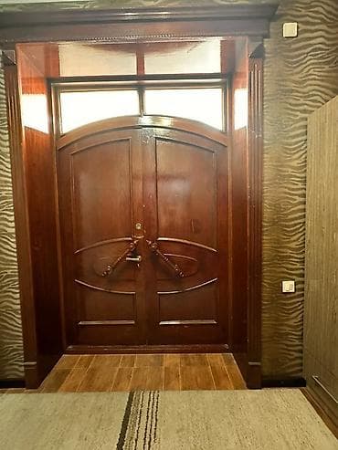 квартиры и дома: 360 м², 6 комнат, Парковка — 7