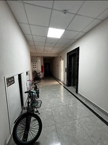 3 3: 3 комнаты, 80 м², Золотой квадрат Элитка, 9 этаж, Евроремонт — 2