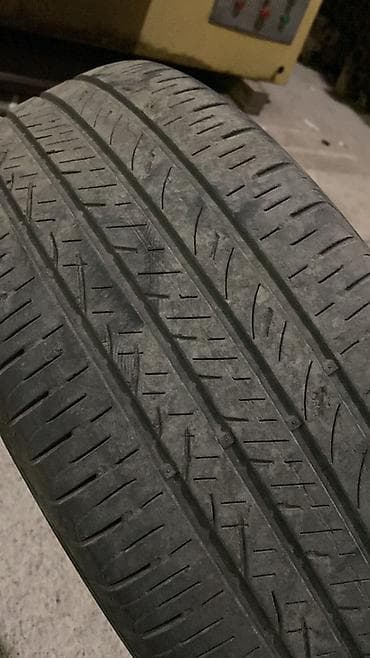 Шины 215 / R 17, Лето, Б/у, Комплект, Легковые, Корея, Hankook