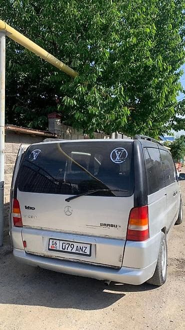 v class: Mercedes-Benz Vito: 2002 г., 2.8 л, Автомат, Бензин, Фургон — 9