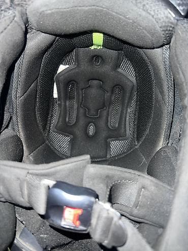 велик цунами: Продаю эндуро (горный) шлем размер 57-58мм откатал на нём ровно один — 8