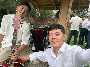 услуги музыкантов: Той жана башка жакшылыктарга кызмат ! Аккардеон Гитара ж.б🪗🎸 — 1