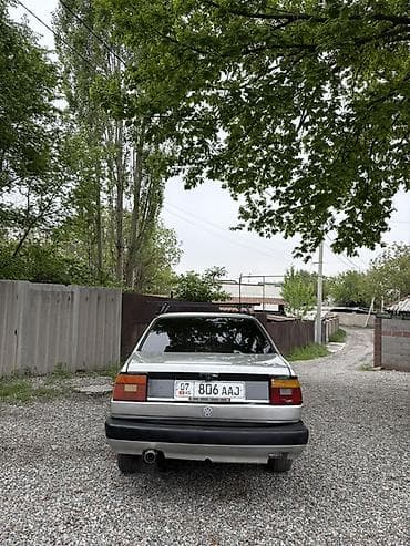 Продажа авто: Volkswagen Jetta: 1992 г., 1.8 л, Механика, Бензин, Седан — 4