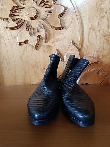 Мужские ботинки, 43, Б/у, цвет - Черный