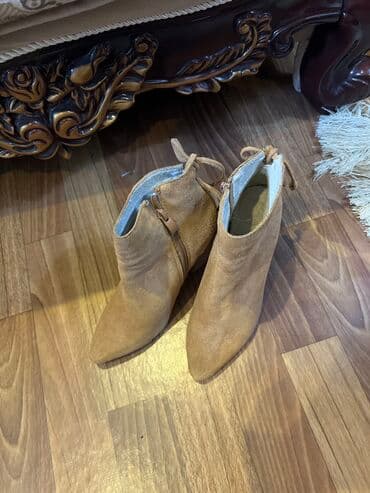 Прокат одежды: Натуральная замша,батильионы указанно 36подойдет на 37. они мне больше — 2