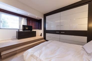 домкрат аренда: 3 бөлмө, Душ кабинасы, Алдын ала ээлөө, Тиричилик техникасы — 3