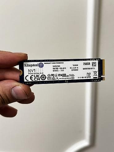 macbook pro m1 pro: Накопитель, Kingston, SSD, 256 ГБ, Для ПК — 1