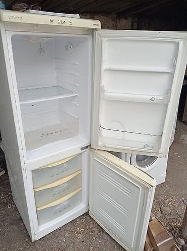 Техника и электроника: Холодильник Samsung, Б/у, Двухкамерный, No frost, 60 * 160 * 60 — 2