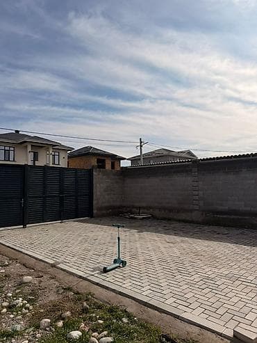 наски завод: Продаётся одноэтажный жилой дом с огороженным участком. Рухий мурас 2 — 3
