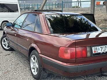 Audi: Audi 100: 1991 г., 2.3 л, Механика, Газ, Седан — 4