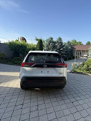 prius plus: Toyota RAV4: 2021 г., 2.5 л, Вариатор, Гибрид, Кроссовер — 8