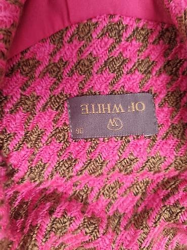 pull beer: Продам новый пиджак, покупала Luxstore 
Отдам сидит шикарно — 3