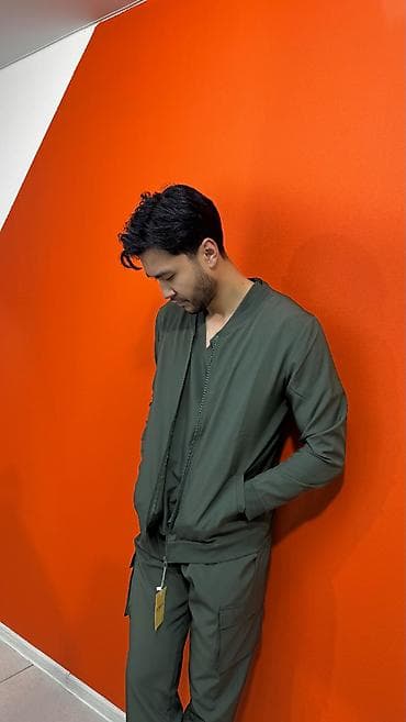 спес одежда: Мужской медицинский комплект (scrubs) . Состав набора: - Верх — 6