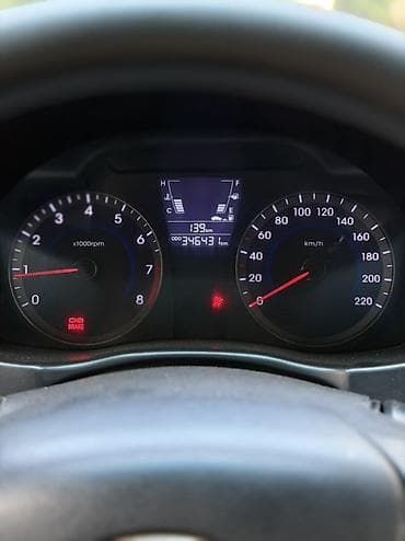 солорис: Hyundai Solaris: 2012 г., 1.6 л, Механика, Бензин, Седан — 6