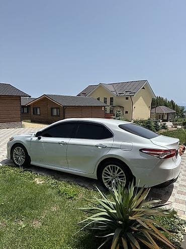 Унаа сатуу: Toyota Camry: 2018 г., 2.5 л, Автомат, Бензин, Седан — 2