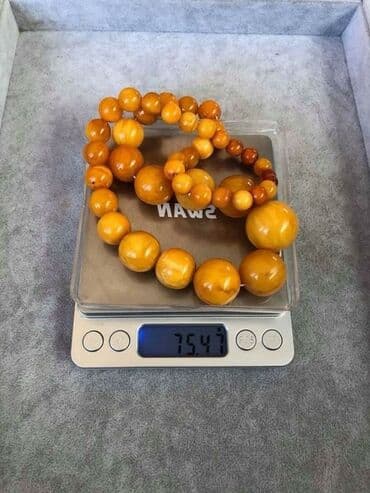 Куплю янтарные бусы at lalafo.kg Куплю янтарные бусы