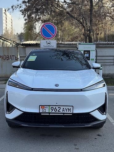 dongfeng: Dongfeng : 2025 г., 1.5 л, Электромобиль, Кроссовер — 4