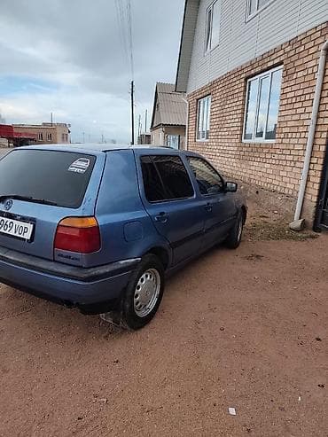 toyota axio: Volkswagen Golf: 1994 г., Ручные, Хэтчбэк — 2