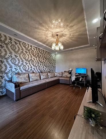 royal construction: 1 комната, 43 м², 106 серия улучшенная, 3 этаж, Косметический ремонт — 1