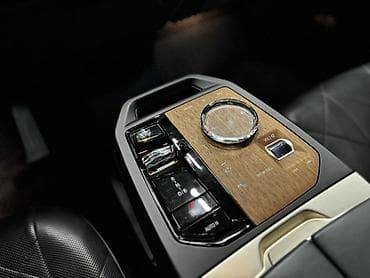 byd qin plus: BMW iX: 2021 г., Автомат, Электромобиль, Кроссовер — 9