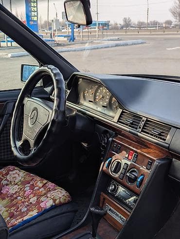 e500 124: Mercedes-Benz W124: 1994 г., 2.2 л, Автомат, Бензин, Седан — 10