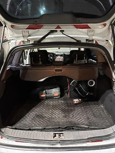 фокс: Ford Focus: 2009 г., 1.6 л, Механика, Дизель, Универсал — 3