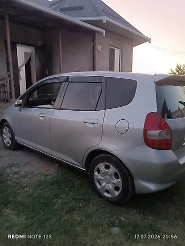 Honda Fit: 2003 г., 1.3 л, Вариатор, Бензин, Седан — 5