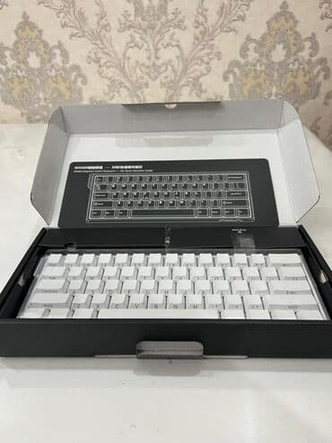 Электрондук китептер: Клавиатура, Aula, Механикалык, Зымдуу туташтыруу, Өлчөмү: 65% — 3