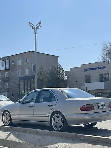 x 7: Mercedes-Benz E-Class: 1998 г., 4.3 л, Автомат, Бензин, Седан — 7