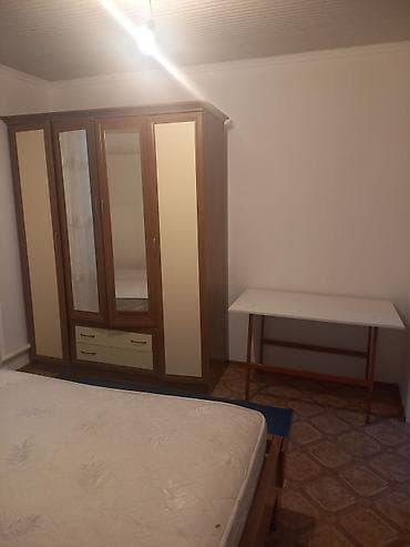 Аренда комнат: Сдаётся отдельная комната с собственной ванной зоной. Что внутри: - — 2