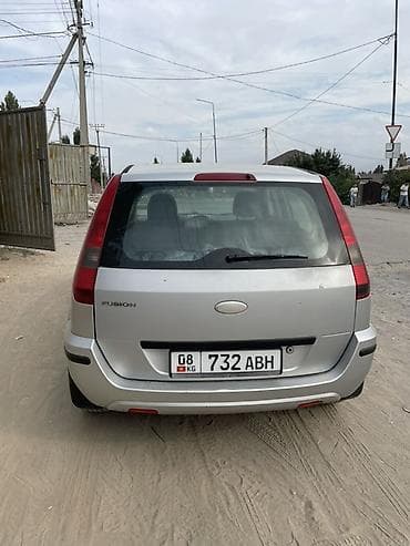 не находу авто: Ford Fusion: 2003 г., 1.4 л, Робот, Бензин, Хэтчбэк — 6