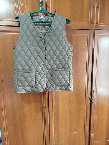 Жилеты, безрукавки: Утепленный, Тканевый, Осень-весна, Полиэстер, Стеганый — 1