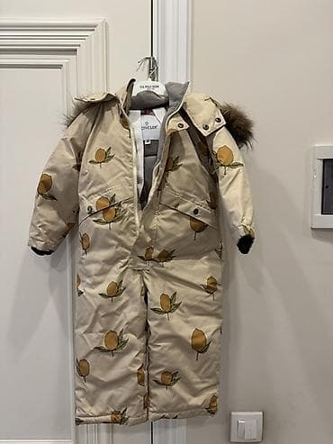 комбенизоны: Детские зимние комбинезоны отличное состояние 1) Бежевый комбинезон — 1