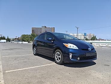 prius 50: Toyota Prius: 2013 г., Автомат, Гибрид, Хэтчбэк — 2