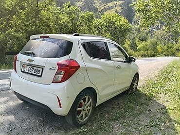 mini cooper: Chevrolet Spark: 2018 г., 1 л, Автомат, Бензин, Хэтчбэк — 4