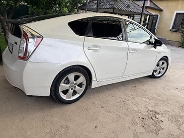 prius: Toyota Prius: 2014 г., 1.8 л, Автомат, Гибрид, Хэтчбэк — 4