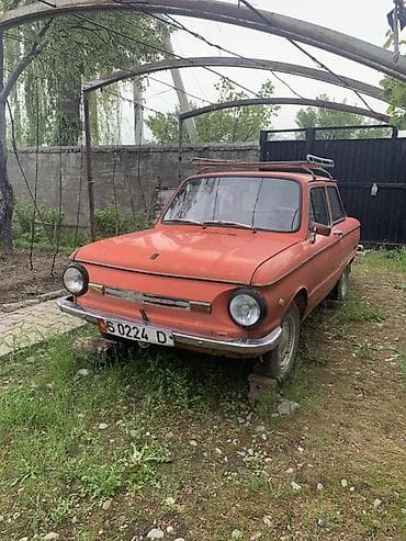 зикир авто: ЗАЗ-968 «Запорожец», оранжевый, двухдверный хэтчбек с задним — 3