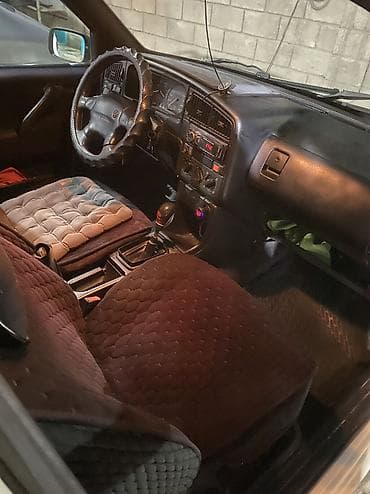Унаа сатуу: Volkswagen Passat: 1993 г., 1.8 л, Кол менен иштөөчү, Бензин, Универсал — 9
