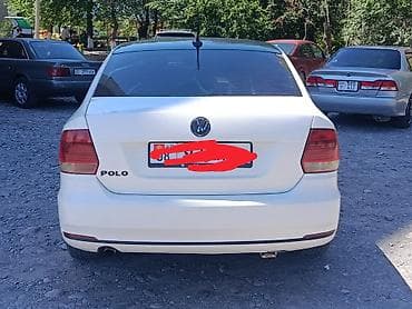 nardo grey: Volkswagen Polo: 2017 г., Механика, Седан — 2