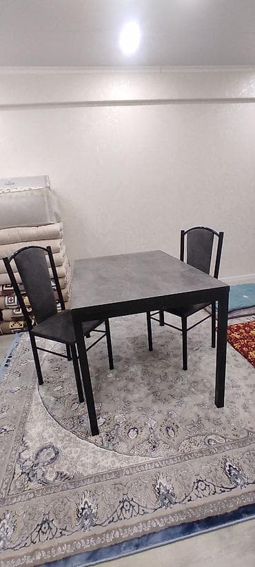 small table: Кухонный стол и стул, Б/у, Самовывоз, цвет - Серый — 1